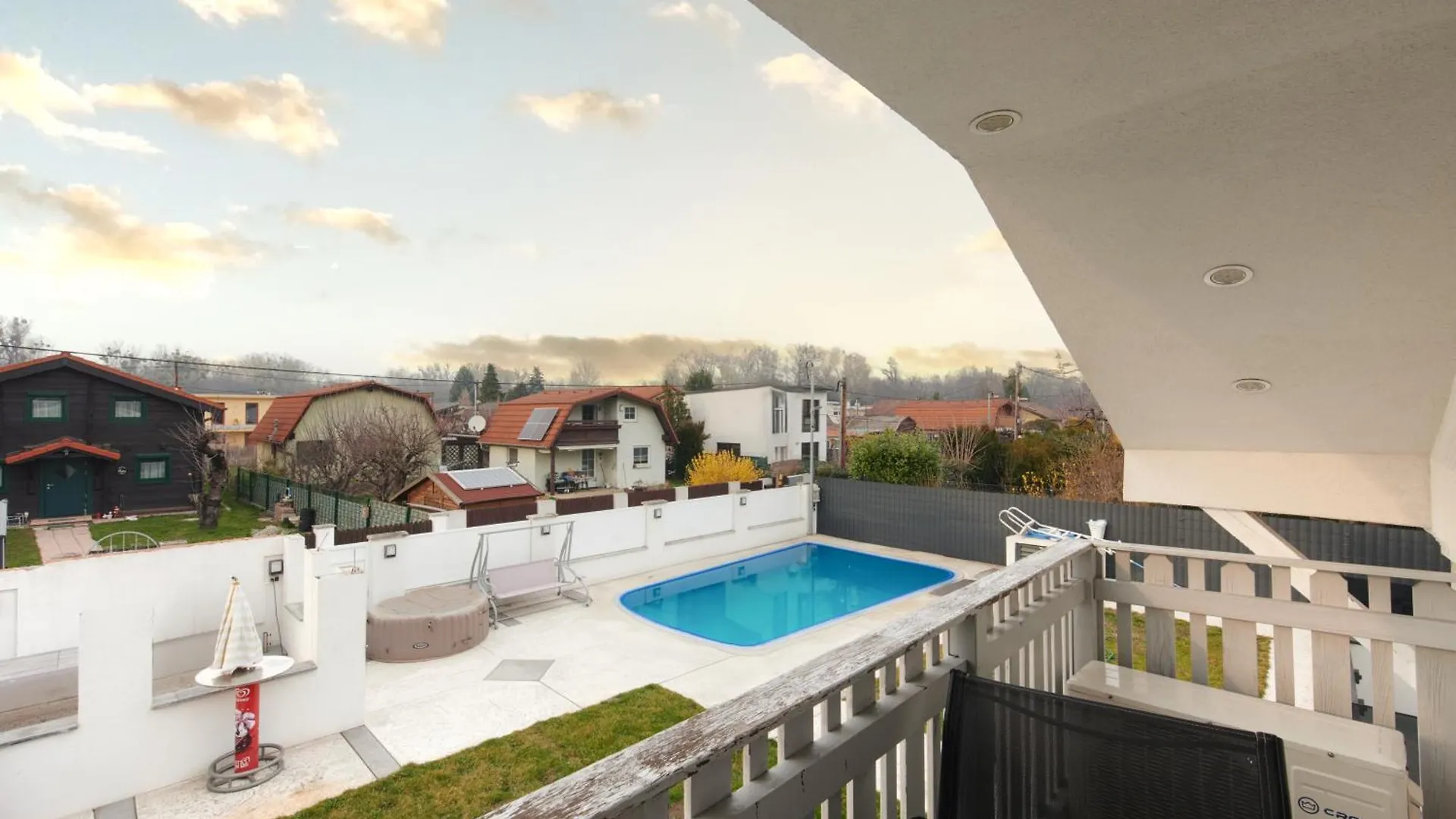 Appartement Luxurious 3Bd Villa In Prime Location Of Vienna W Jacuzzi Swimming Pool N Free Parking Autriche